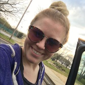 Meet your Posher, Haley